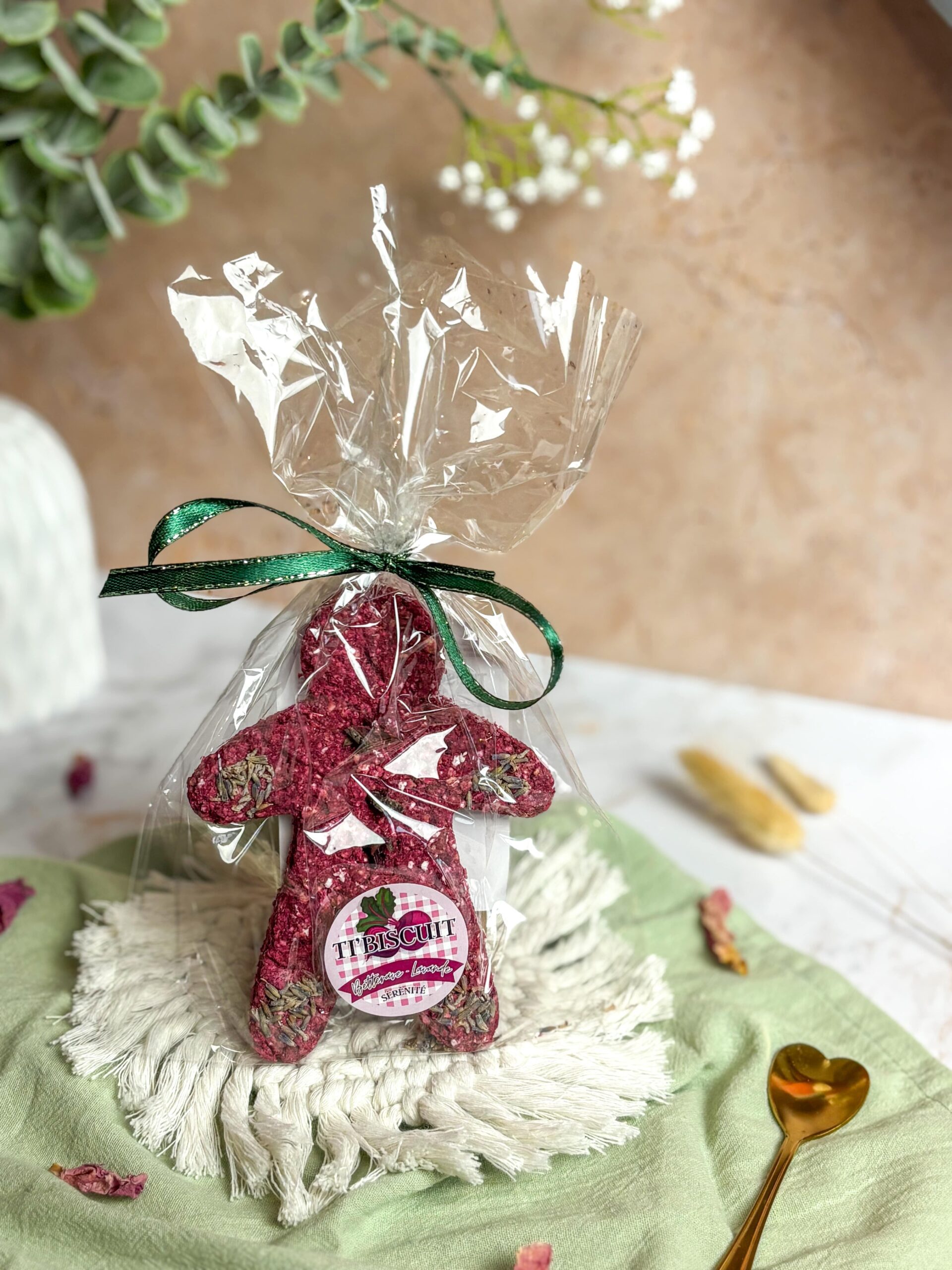 Friandise pour cheval TI’BISCUIT-SÉRÉNITÉ emballée – lavande bio et betterave rouge – format individuel